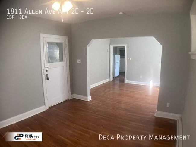 Foto del edificio - One Bedroom Apartment
