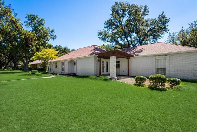 Building Photo - 7628 Rolling Acres Dr