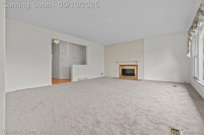 Foto del edificio - 25152 Fairway Dr