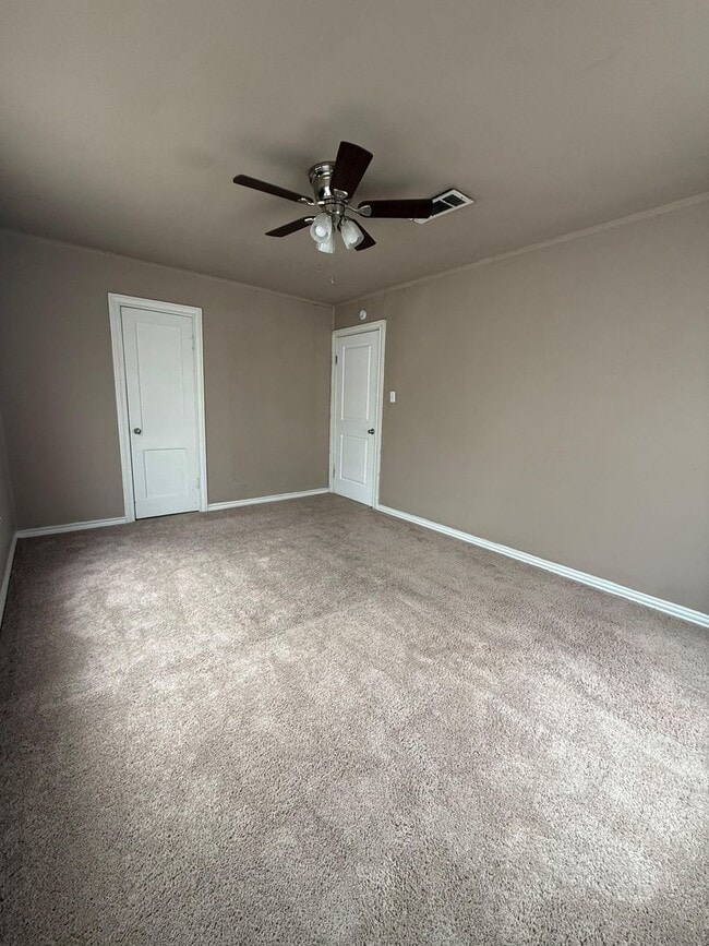 Building Photo - 6416 32nd St