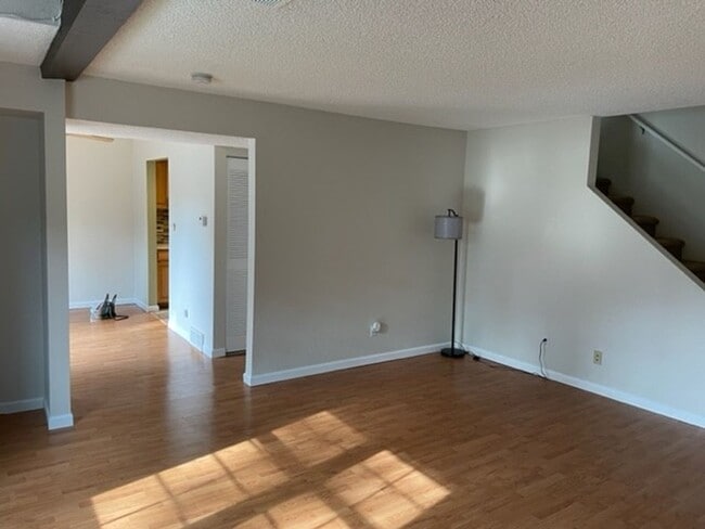 Building Photo - Spacious Townhome in Arvada