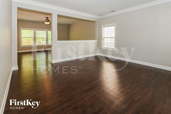 Building Photo - 123 Farmers Folly Dr