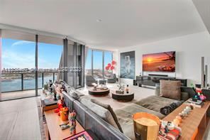 Foto del edificio - 4 br, 5.5 bath Condo - 1000 Biscayne Blvd ...