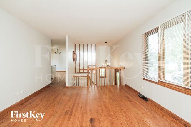 Foto del edificio - 9002 Poplar Rd