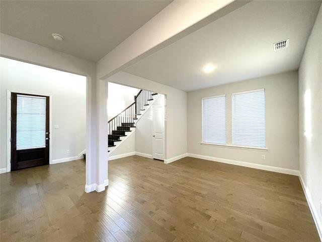 Foto del edificio - 3808 Dahlia Garden Dr