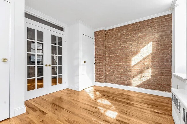 Foto del edificio - 158 Stanton St