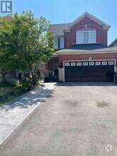 Building Photo - 4820 Half Moon Grove