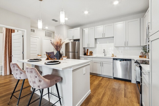 Building Photo - Ascend Waterleigh Village