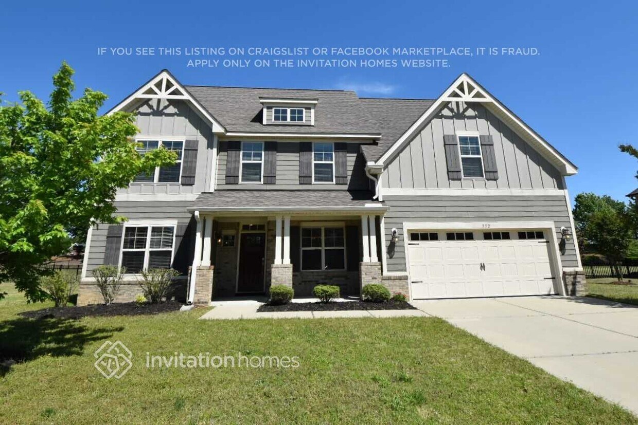 Foto principal - 552 Adams Point Dr