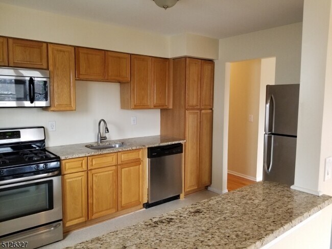 Foto del edificio - 2737 Morris Ave