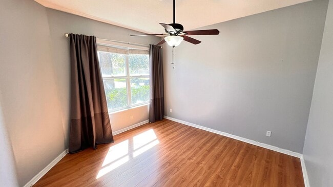 Building Photo - Available now! GORGEOUS 3 Bed/2 Bath Home ...