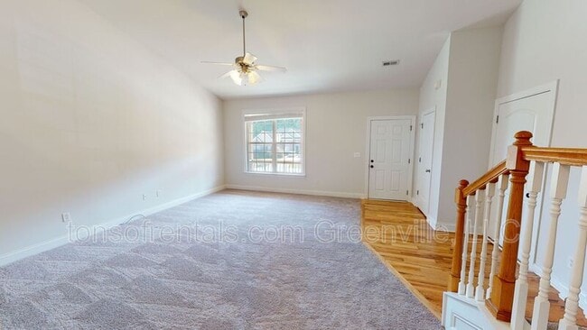 Building Photo - 939 Squires Pt