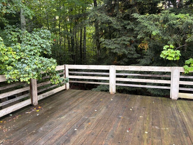 Foto del edificio - Peaceful Retreat 10 Acres - 20 min to Mqt