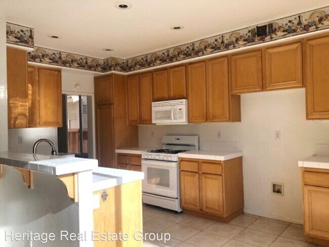 Building Photo - 4 br, 3 bath House - 2062 Via Arandana
