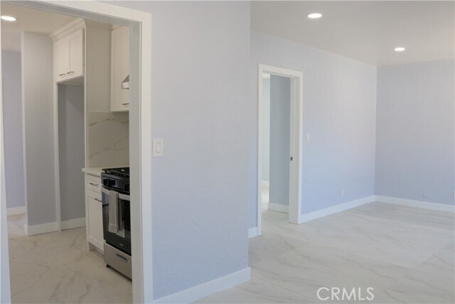 Foto del edificio - 3150 Marine Ave
