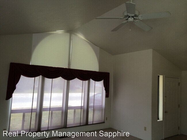 Foto del edificio - 3 br, 2 bath House - 129 Skeels Ave