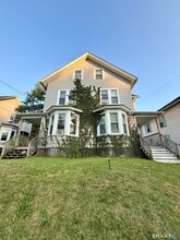 Building Photo - 39 Loveland St
