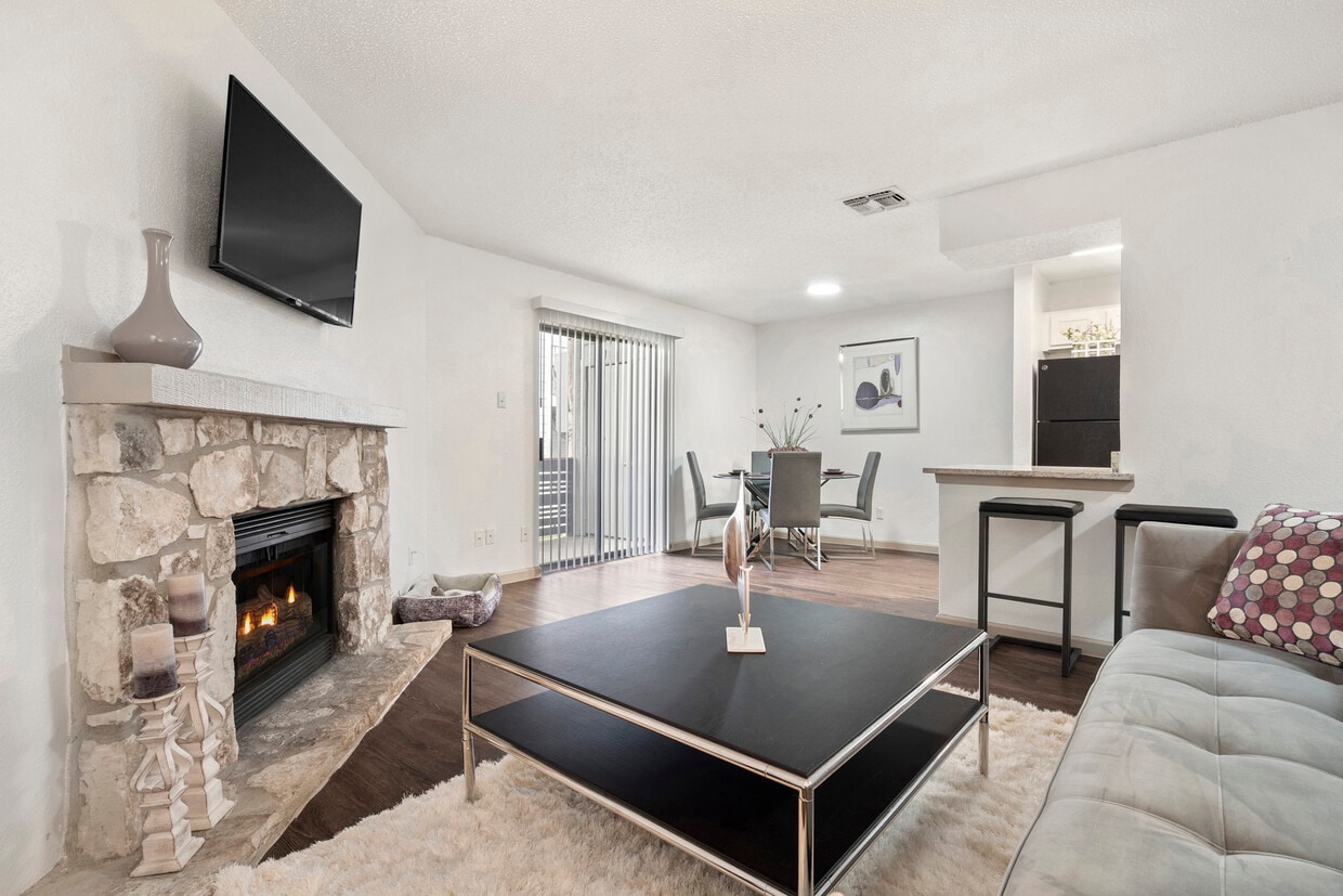 The Place At Castle Hills Apartments in San Antonio, TX