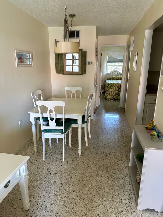 Foto del edificio - 8522 N. Atlantic Ave #60, Cape Canaveral, ...