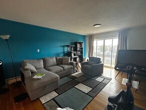 Building Photo - 400 Savin Hill Ave