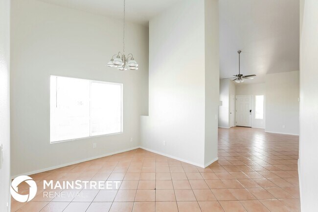 Foto del edificio - 7451 W Sanna St