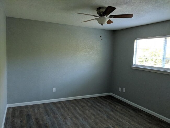 Building Photo - 5109 Cedar Springs Rd