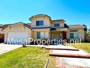Building Photo - 14581 King Canyon Rd