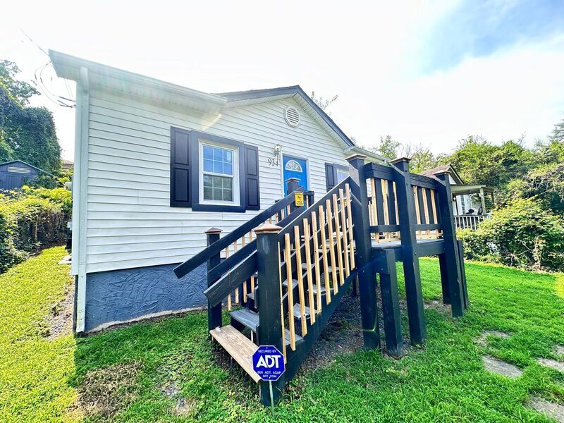 Foto principal - 934 5th St SW