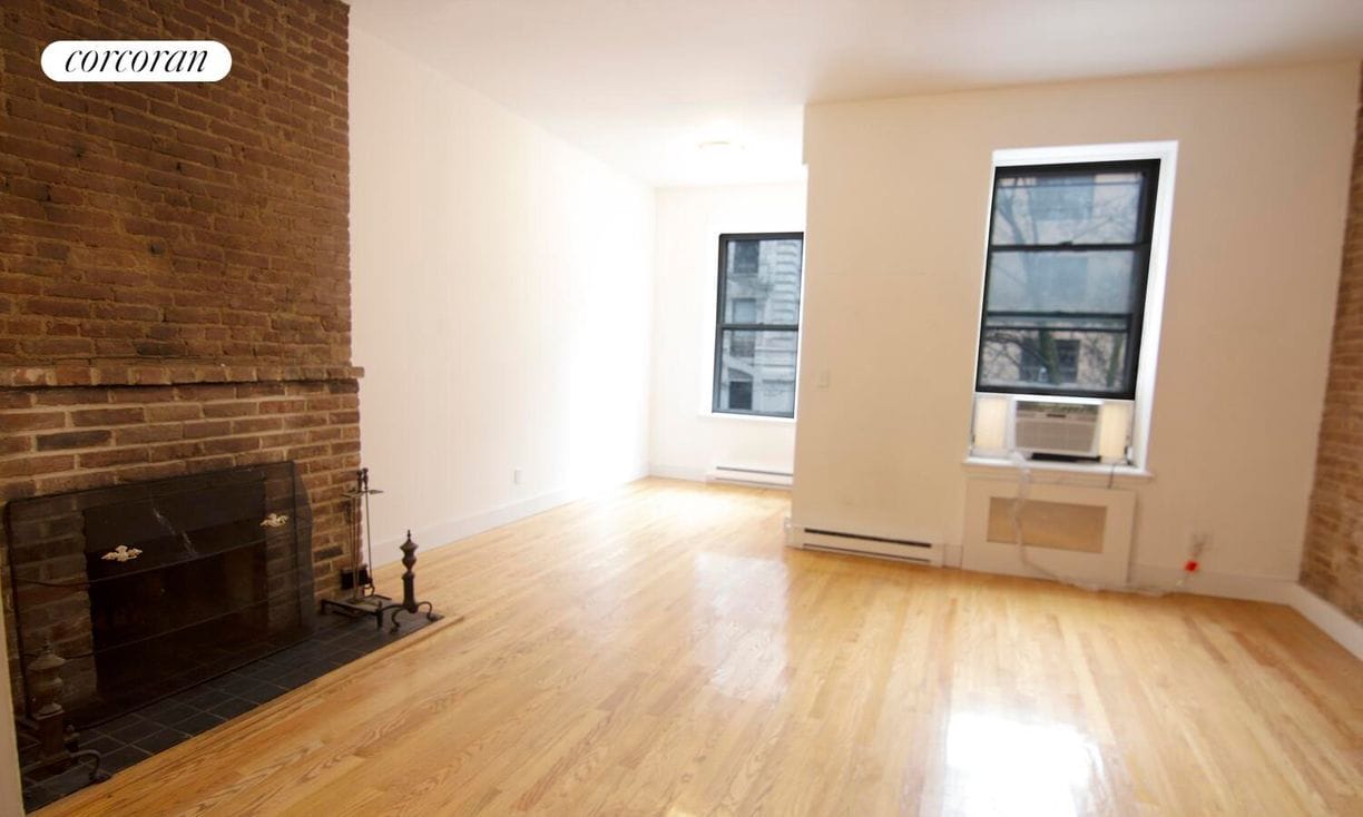 Foto principal - 305 W 84th St