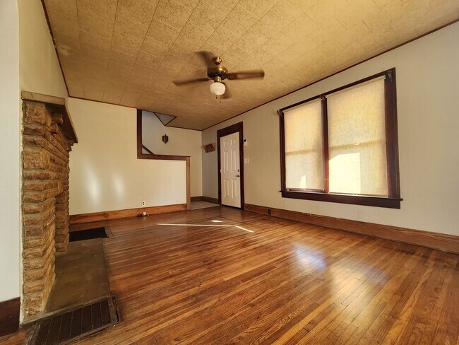 Foto del edificio - 183 N Wayne Ave