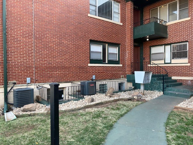 Building Photo - 3019 N Lee Ave