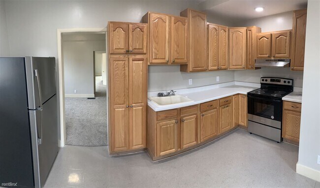 Building Photo - 5 br, 2 bath House - 1139 McReynolds Ave N...