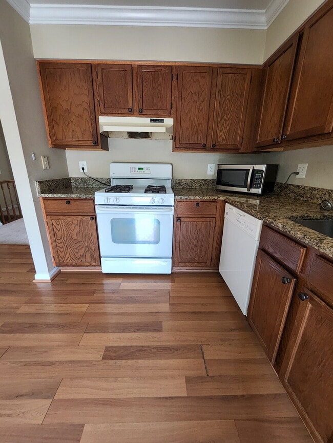 Photo - 767 Cherry Tree Ln Apartment