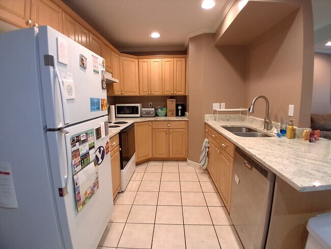 Building Photo - 1533 N 550 W