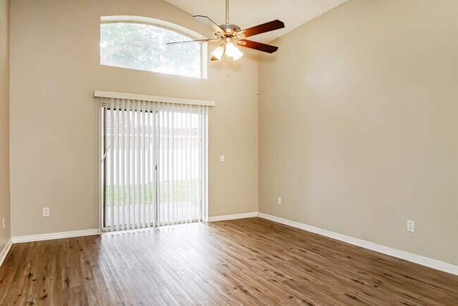 Foto del edificio - 2823 Tannery Ct