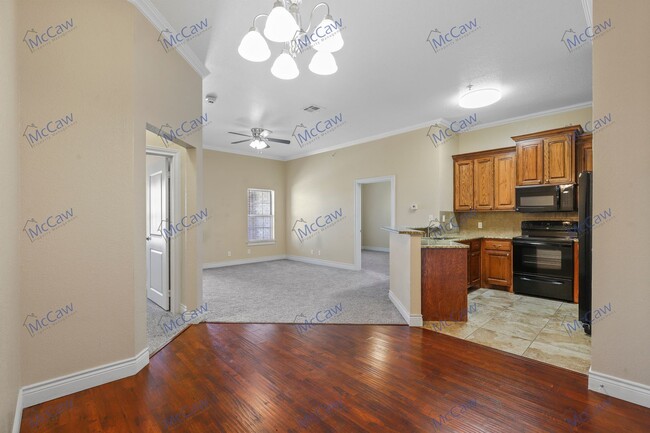 Building Photo - Great 2/2 apartment in Alvarado!