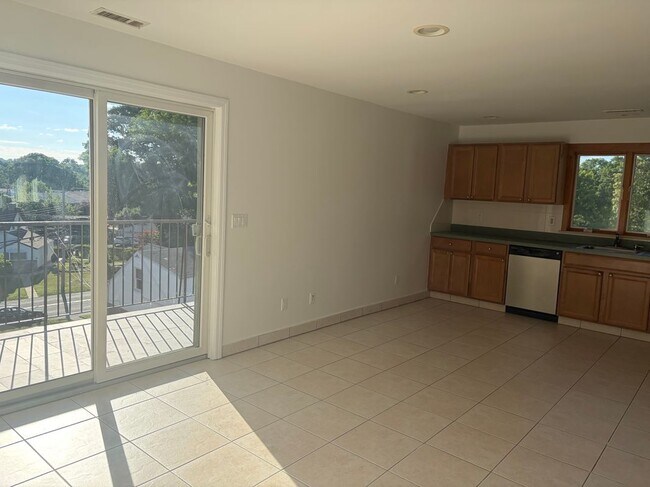 Foto del edificio - 229 Kingston Ave