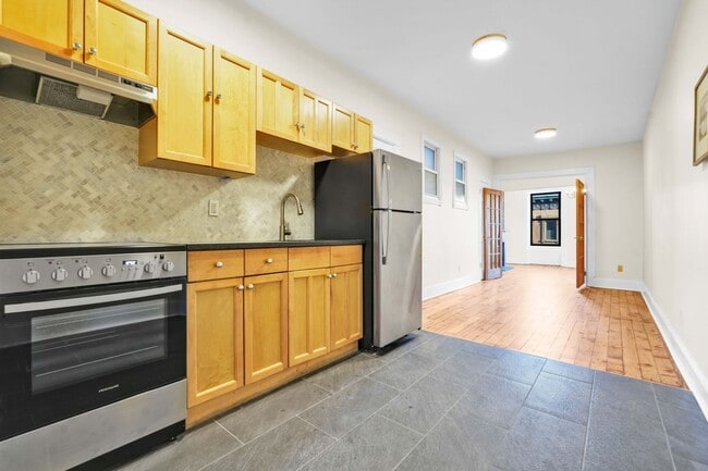 Foto del edificio - 140 5th Ave