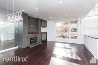 Building Photo - 2045 N Lincoln Park W