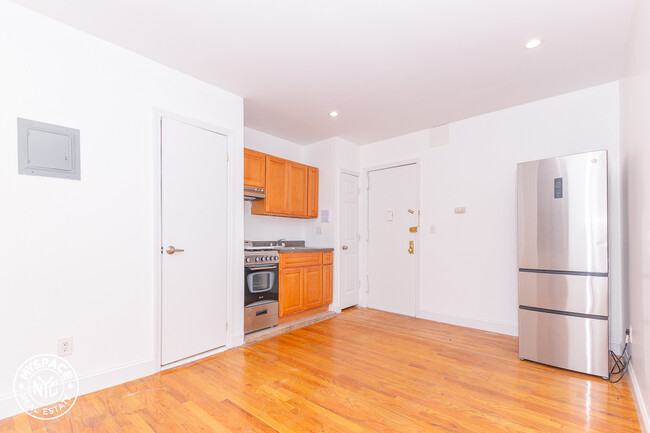 Building Photo - 57 Herkimer St