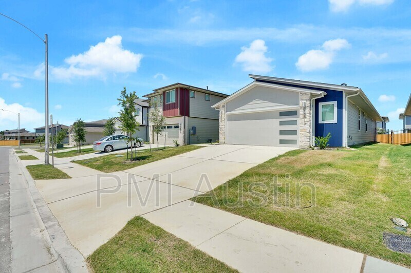 Primary Photo - 10917 Tildon Ave