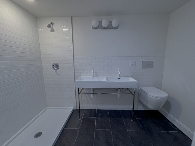 Photo - 536 N 19th St Apartment