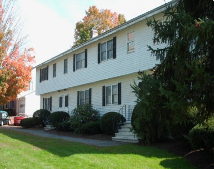 Primary Photo - 9 Hobart Ln