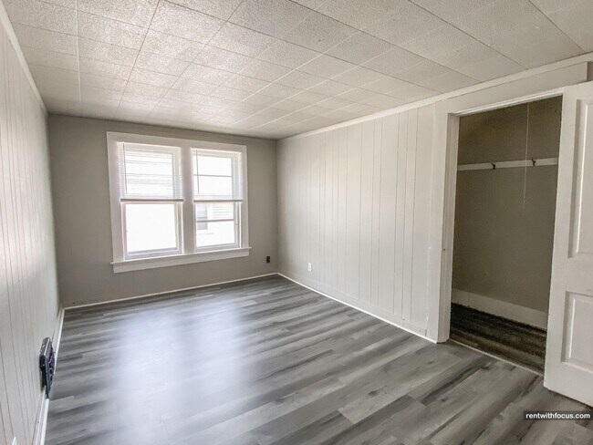 Foto del edificio - 317 E. North St.