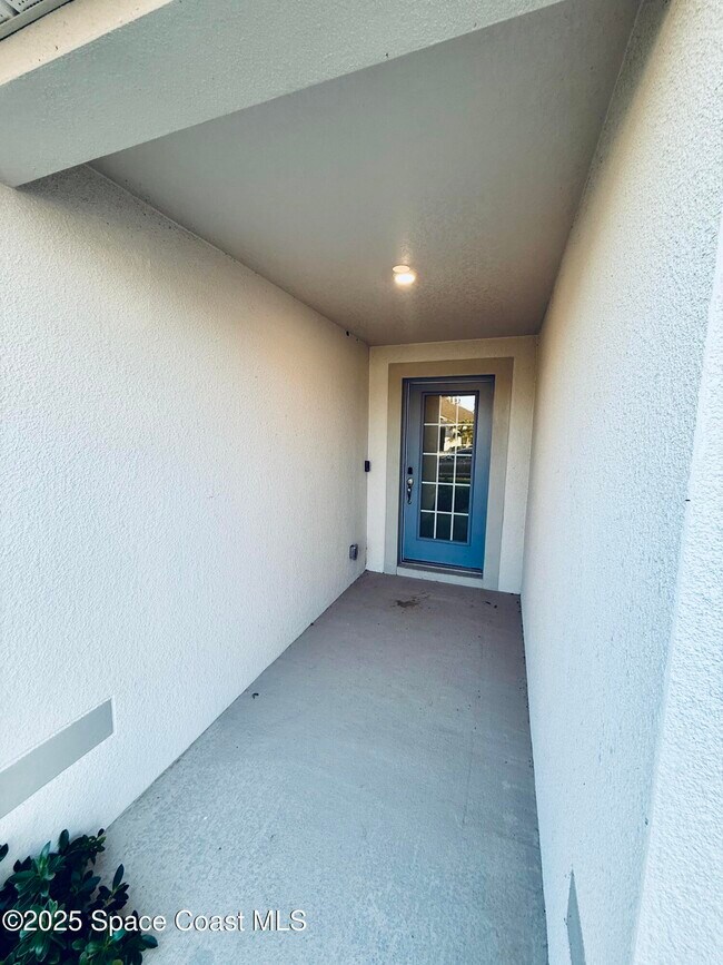 Foto del edificio - 1026 Dania Cir