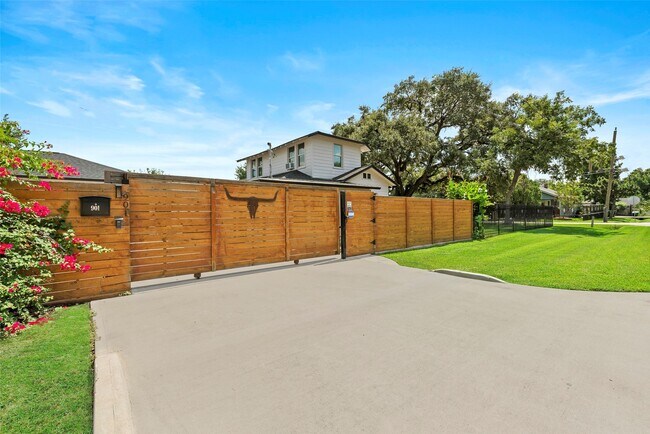 Foto del edificio - 901 Melbourne St