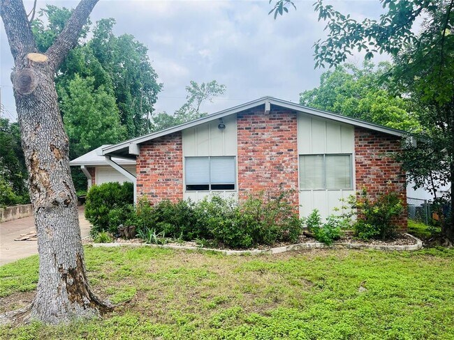Foto del edificio - 504 Gate Tree Ln