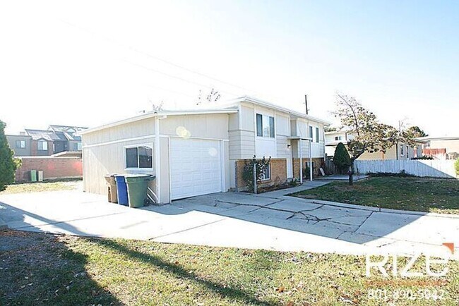 Building Photo - 1853 W North Star Dr