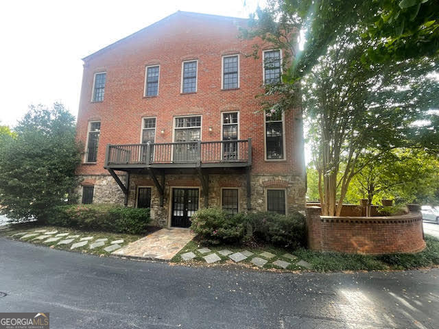 Foto principal - 150 Founders Mill Ct