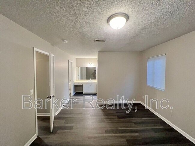 Foto del edificio - 203-2B E. Ransom Street